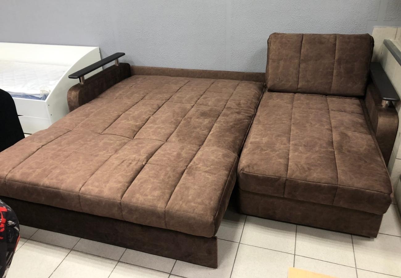 Диван-кровать угловой с оттоманкой Денвер коричневый